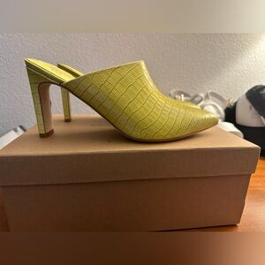 Brand new! Charlotte Stone Tristan Mule Heels in Green